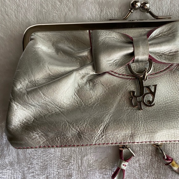 Vintage Y2K Juicy Couture Chic Silver Bow Tie Leather Clutch Wallet EUC - Picture 2 of 14